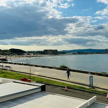 Paradiso 'в' - 107 Panoramic Sea View Large 아파트 네세부르